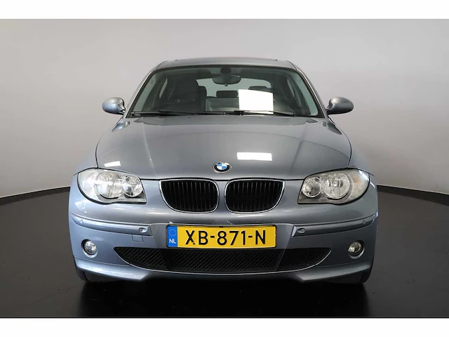 Bmw - 1-serie - 120i - car - afbeelding 12 van  20