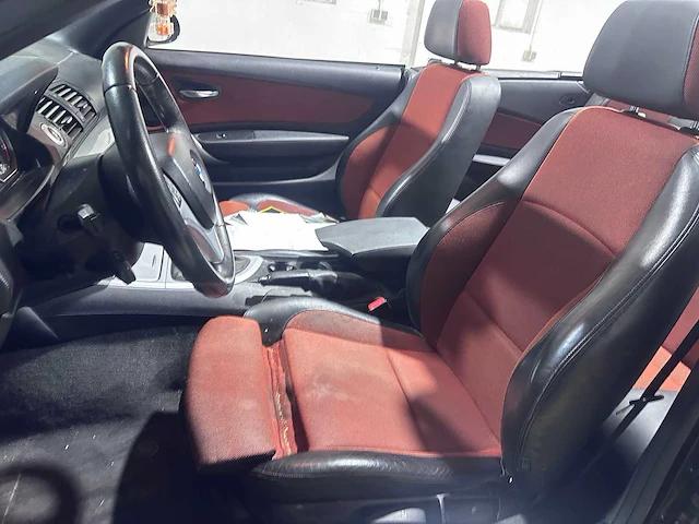Bmw - 1-serie cabrio - 118d - p-921-fp - afbeelding 8 van  21