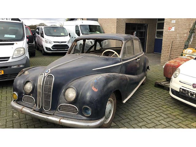 Bmw - 1958 - 5-serie - 502 - personenauto - afbeelding 1 van  30