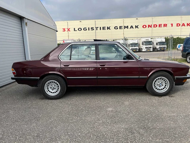 Bmw - 1983 - 5-serie - 524td - personenauto - afbeelding 13 van  18