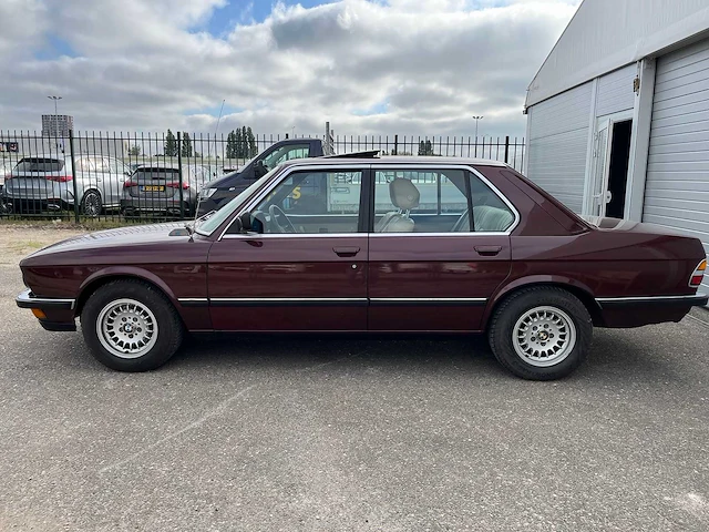 Bmw - 1983 - 5-serie - 524td - personenauto - afbeelding 17 van  18