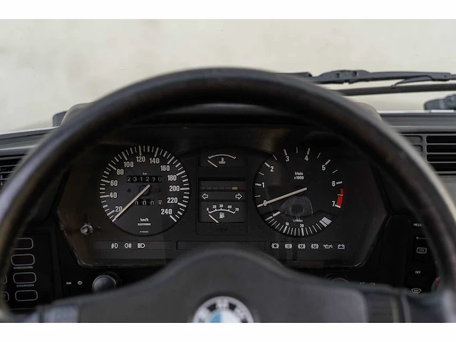 Bmw - 1986 - 6-serie - 628 csi - 49-xff-9 - afbeelding 26 van  42