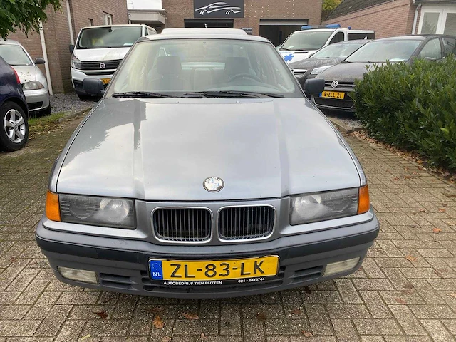 Bmw - 1991 - 3-serie - 318i - zl-83-lk - afbeelding 12 van  26