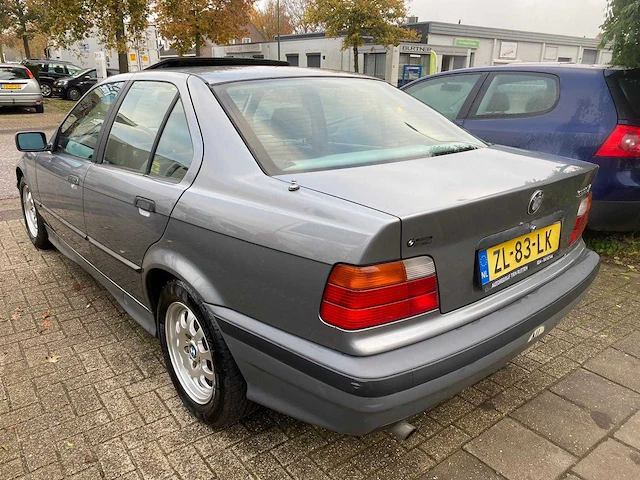 Bmw - 1991 - 3-serie - 318i - zl-83-lk - afbeelding 22 van  26