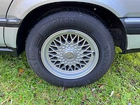Bmw - 1992 - 7-serie 735i - personenauto - afbeelding 4 van  38