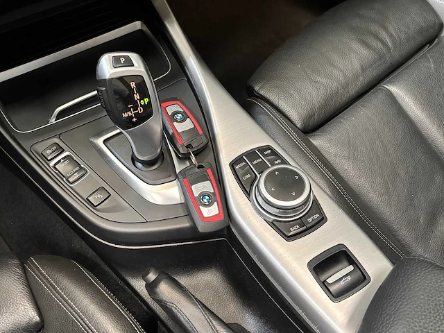 Bmw - 2-serie cabrio - 218i high executive - car - 2021 - afbeelding 14 van  36