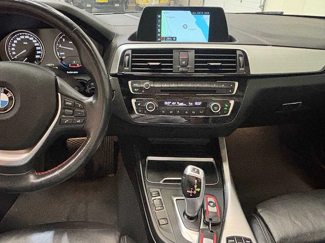 Bmw - 2-serie cabrio - 218i high executive - car - 2021 - afbeelding 15 van  36