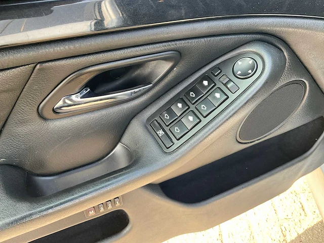 Bmw - 2001 - 525i touring 6 cilinder - automaat - zk-179-v - afbeelding 69 van  73