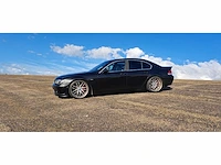Bmw - 2002 - 7-serie - 745i executive e65 v8 - personenauto - afbeelding 2 van  26