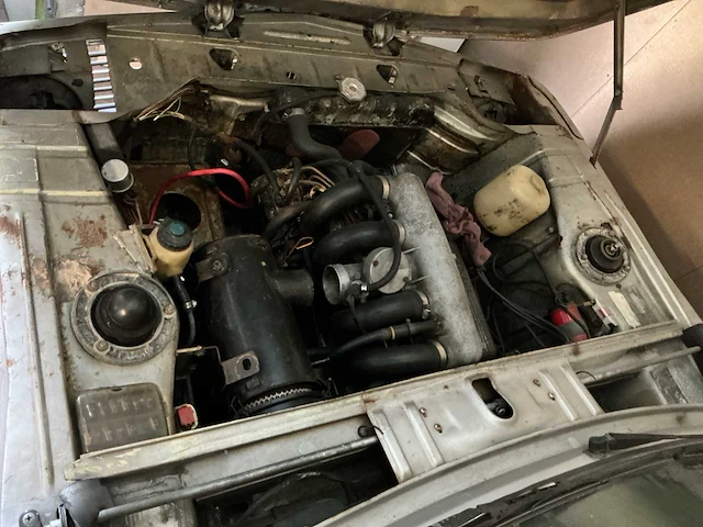 Bmw - 2002 tii - 2002 tii - oldtimer - afbeelding 5 van  9