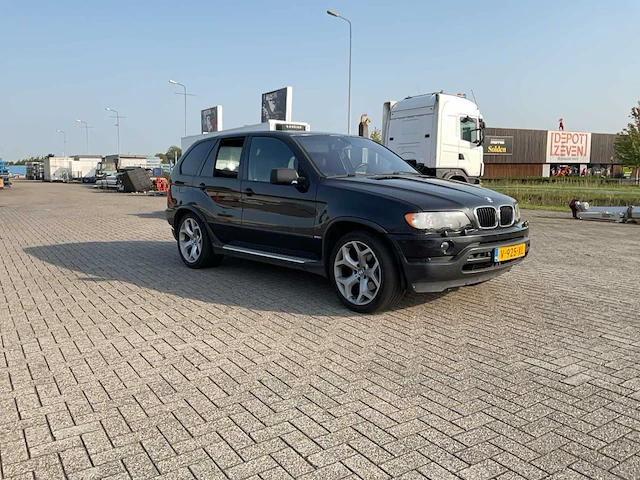 Bmw - 2003 - personenauto - afbeelding 12 van  25
