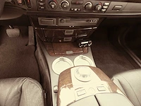 Bmw - 2004 - 735i - personenauto - afbeelding 17 van  33
