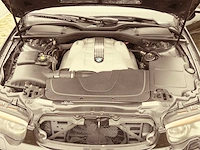 Bmw - 2004 - 735i - personenauto - afbeelding 26 van  33