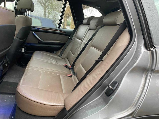 Bmw - 2004 - x5 - 4.4i high executive - 48-pg-bg - afbeelding 8 van  34