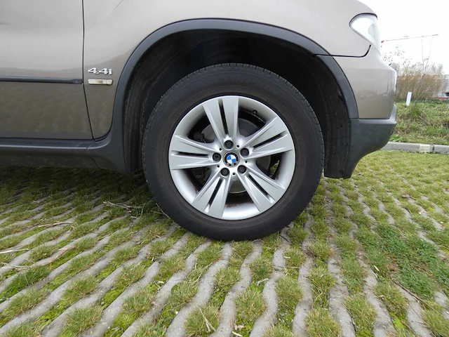 Bmw - 2004 - x5 - 4.4i high executive - personenauto - afbeelding 3 van  51