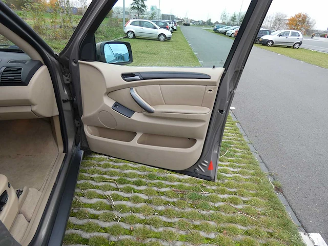 Bmw - 2004 - x5 - 4.4i high executive - personenauto - afbeelding 6 van  51