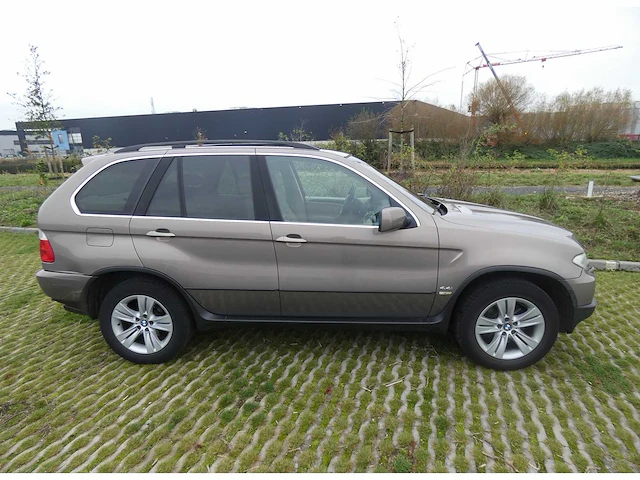 Bmw - 2004 - x5 - 4.4i high executive - personenauto - afbeelding 45 van  51