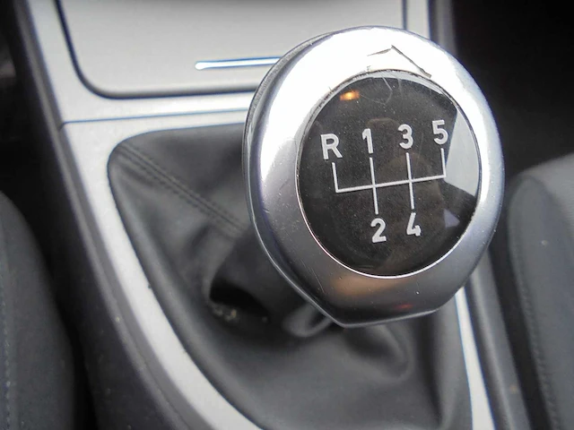 Bmw - 2005 - 1-serie - 116i - 55-rx-pp - afbeelding 11 van  12