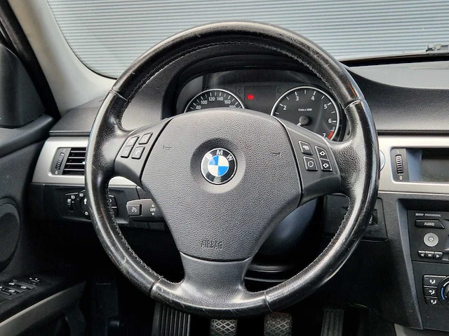 Bmw - 2005 - 3-serie - 318i dynamic exec. - 99-rz-pj - afbeelding 6 van  26
