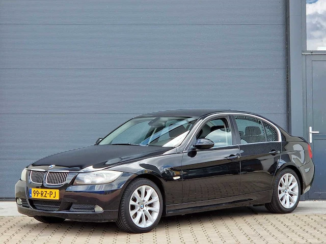 Bmw - 2005 - 3-serie - 318i dynamic exec. - 99-rz-pj - afbeelding 1 van  26