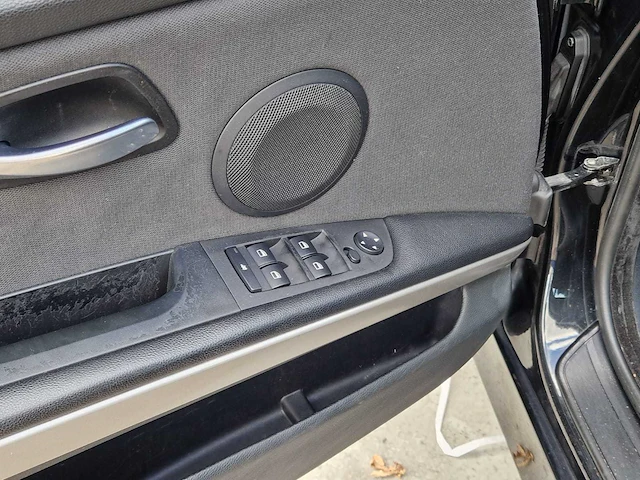 Bmw - 2005 - 3-serie - 318i dynamic exec. - 99-rz-pj - afbeelding 16 van  26