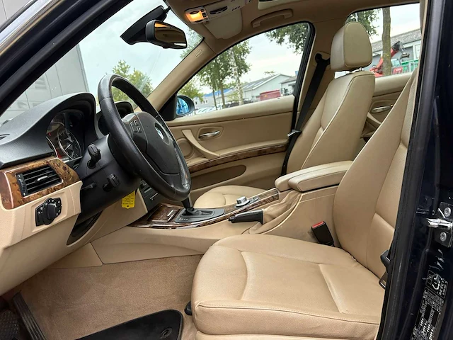 Bmw - 2006 - 3-serie touring - 325i dynamic exec. - 74-sg-gl - afbeelding 15 van  17