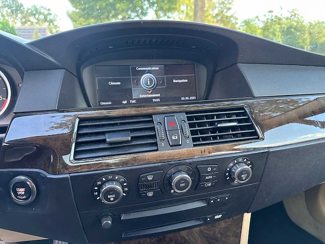 Bmw - 2006 - 5-serie touring - 520d - n-339-ns - afbeelding 10 van  18