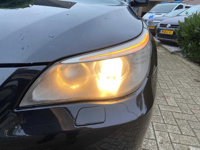 Bmw - 2008 - 5-serie - 520d corp. l. bns l. - 55-gzs-1 - afbeelding 4 van  29