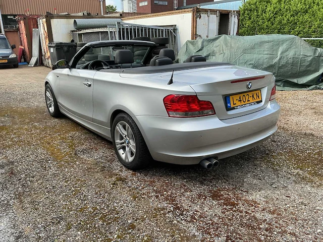 Bmw - 2009 - 1-serie cabrio - 118i - personenauto - afbeelding 5 van  10