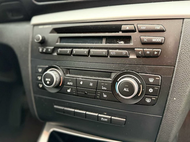 Bmw - 2011 - 1-serie - 116i business line - gj-777-x - afbeelding 11 van  13