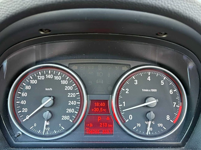 Bmw - 2011 - 3-serie cabrio - 325i sport edition - 26-rxs-8 - afbeelding 9 van  23