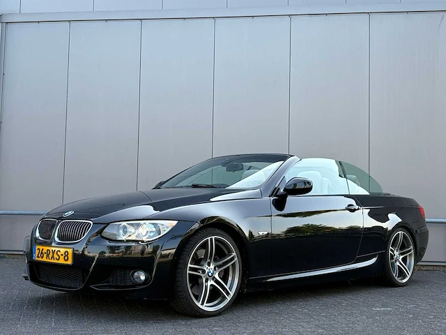Bmw - 2011 - 3-serie cabrio - 325i sport edition - 26-rxs-8 - afbeelding 12 van  23