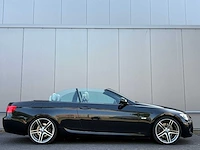 Bmw - 2011 - 3-serie cabrio - 325i sport edition - 26-rxs-8 - afbeelding 19 van  23