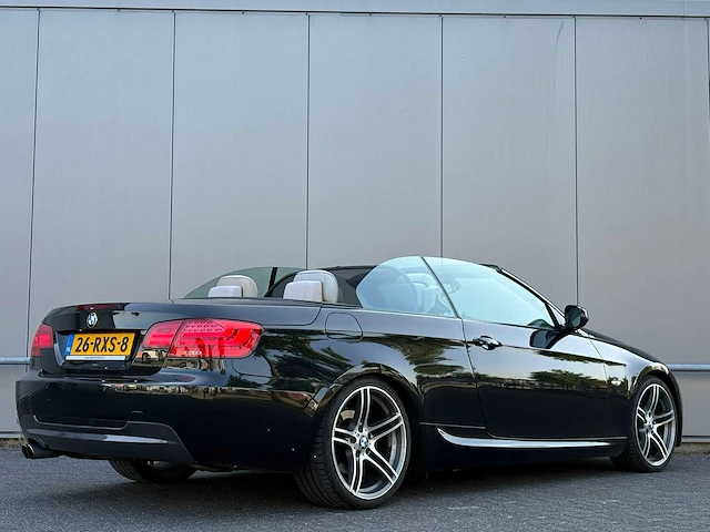 Bmw - 2011 - 3-serie cabrio - 325i sport edition - 26-rxs-8 - afbeelding 21 van  23