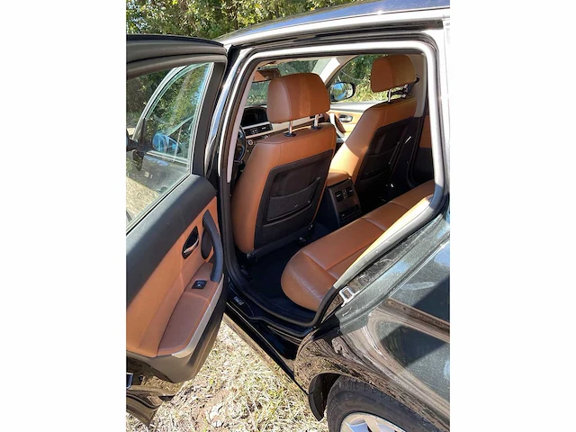 Bmw - 2011 - 3-serie touring - 318i corp.l.lux line - personenauto - afbeelding 6 van  17