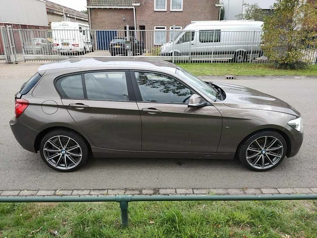 Bmw - 2012 - 1-serie - 114i upgrade edition - 17-zjk-8 - afbeelding 22 van  22