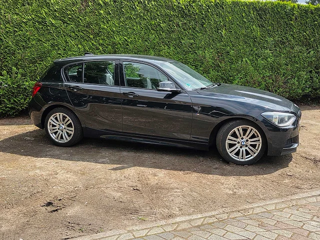 Bmw - 2014 - 1-serie - 116i executive - 8-tsn-12 - afbeelding 16 van  19