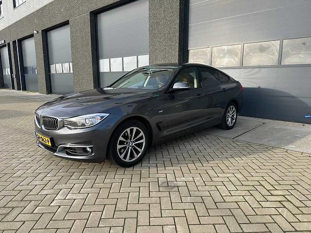 Bmw - 2015 - 3-serie gran turismo - 320i high executive - personenauto - afbeelding 1 van  12
