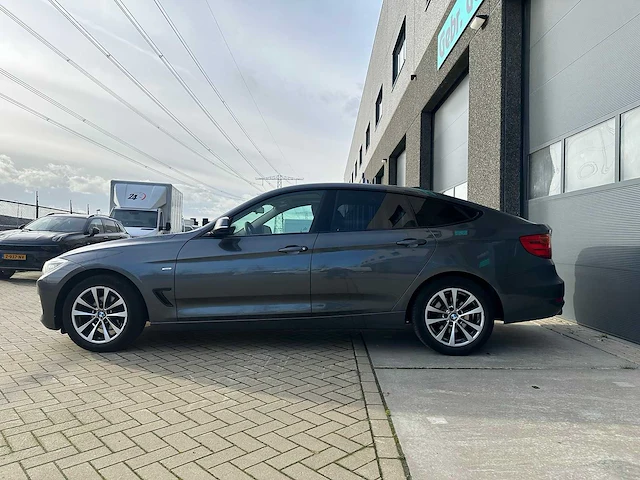 Bmw - 2015 - 3-serie gran turismo - 320i high executive - personenauto - afbeelding 5 van  12