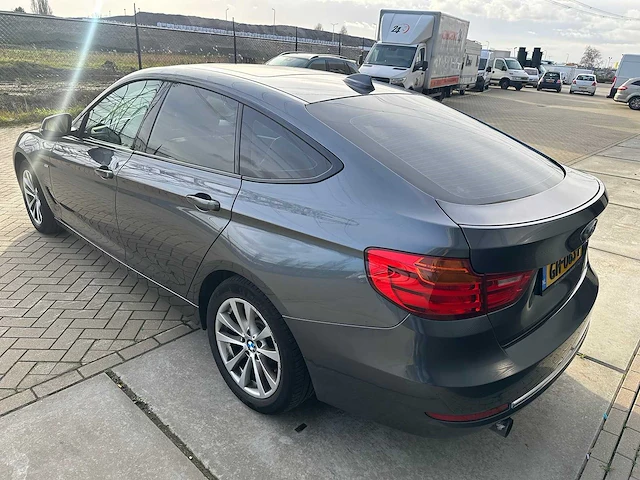 Bmw - 2015 - 3-serie gran turismo - 320i high executive - personenauto - afbeelding 6 van  12