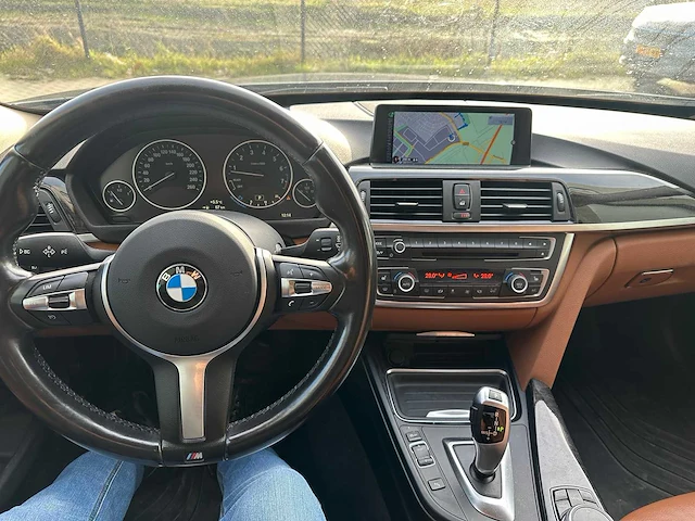 Bmw - 2015 - 3-serie gran turismo - 320i high executive - personenauto - afbeelding 10 van  12