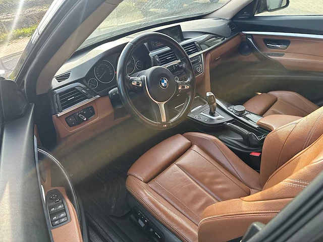 Bmw - 2015 - 3-serie gran turismo - 320i high executive - personenauto - afbeelding 11 van  12