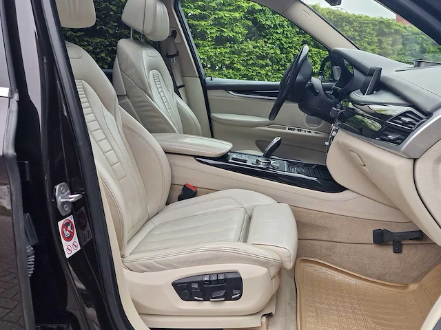 Bmw - 2015 - x5 - xdrive40e high exec. - hn-167-f - afbeelding 26 van  37