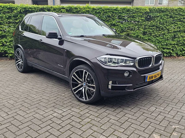 Bmw - 2015 - x5 - xdrive40e high exec. - hn-167-f - afbeelding 32 van  37