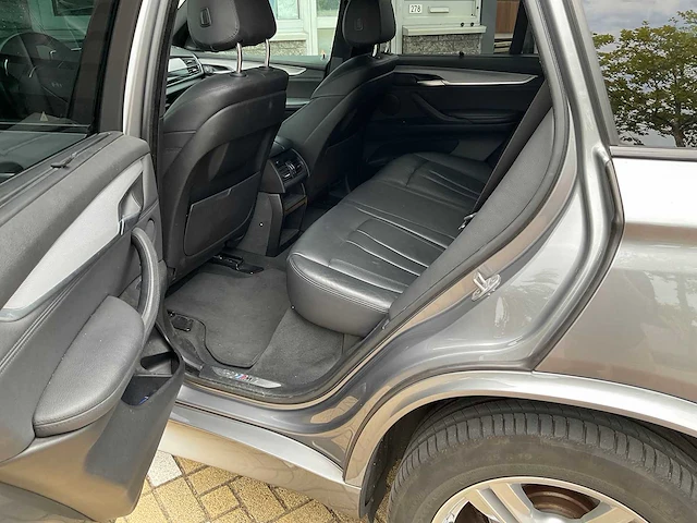 Bmw - 2016 - x5 - xdrive40e high exec. - personenauto - afbeelding 2 van  55