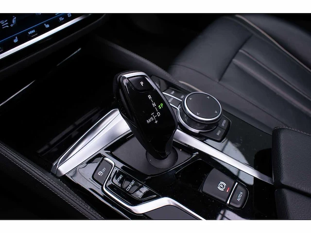 Bmw - 2019 - 5-serie - 540i xd high exe - n-257-gk - afbeelding 8 van  29