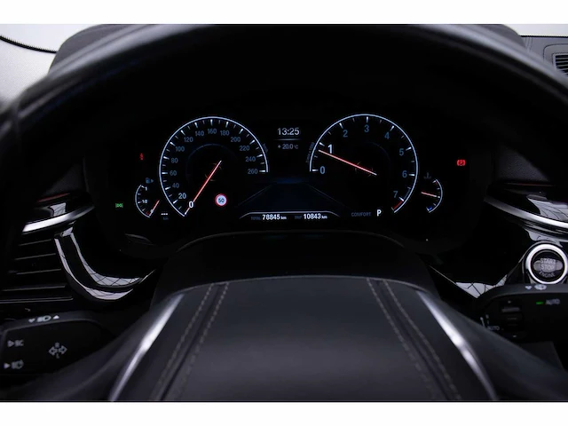 Bmw - 2019 - 5-serie - 540i xd high exe - n-257-gk - afbeelding 14 van  29