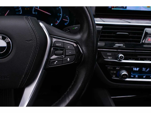Bmw - 2019 - 5-serie - 540i xd high exe - n-257-gk - afbeelding 21 van  29
