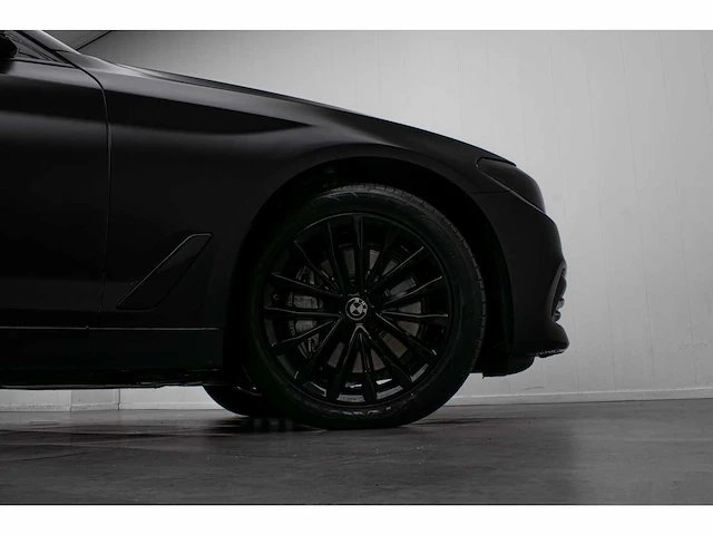 Bmw - 2019 - 5-serie - 540i xd high exe - n-257-gk - afbeelding 28 van  29
