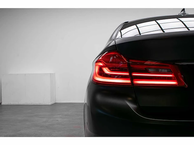 Bmw - 2019 - 5-serie - 540i xd high exe - n-257-gk - afbeelding 29 van  29